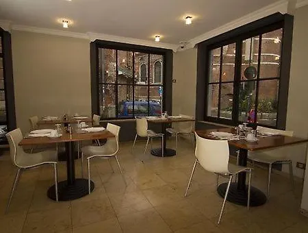 Chantecler Hotel